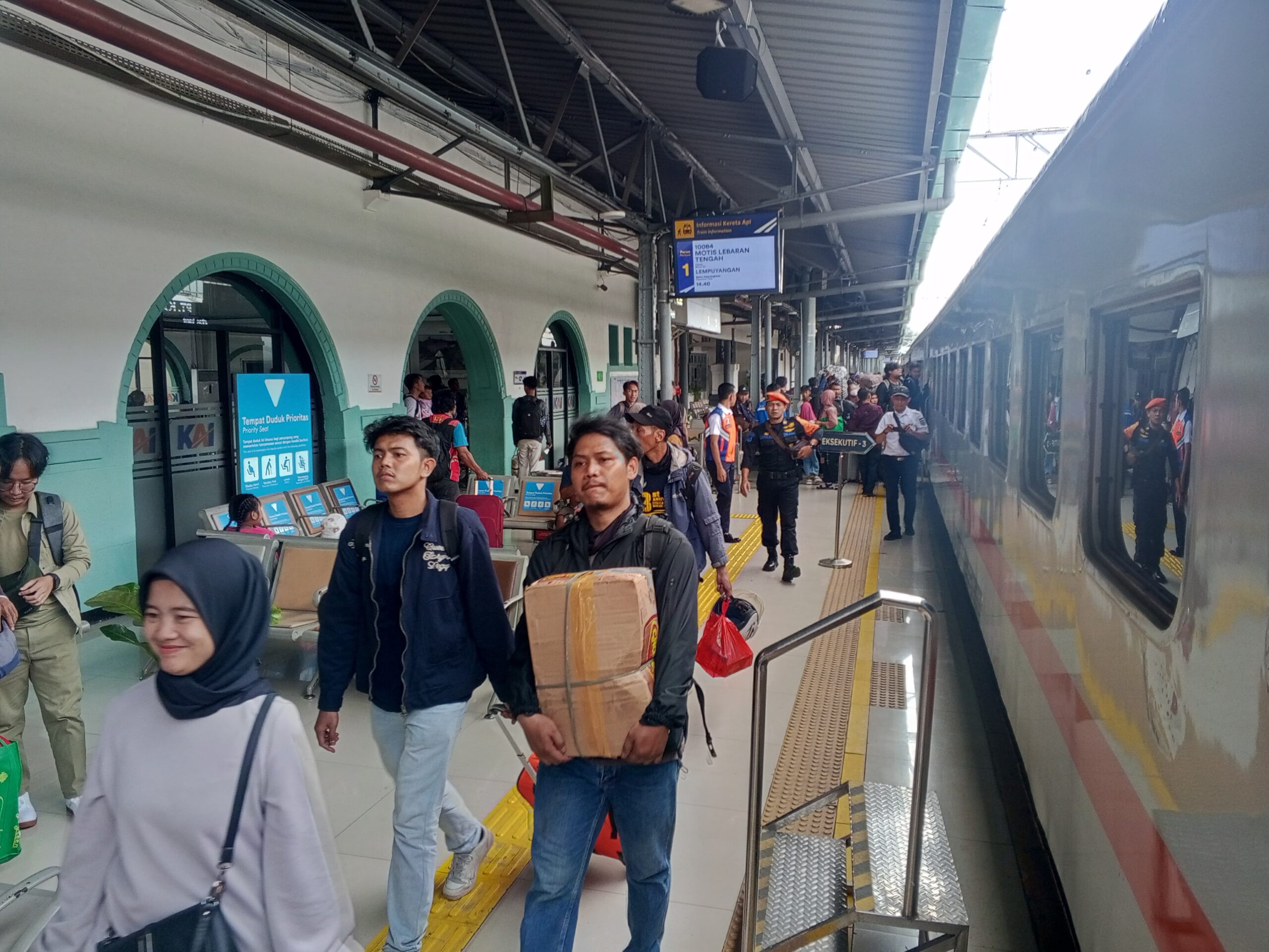 KAI Layani 10,6 Juta Penumpang Selama Angleb 2025