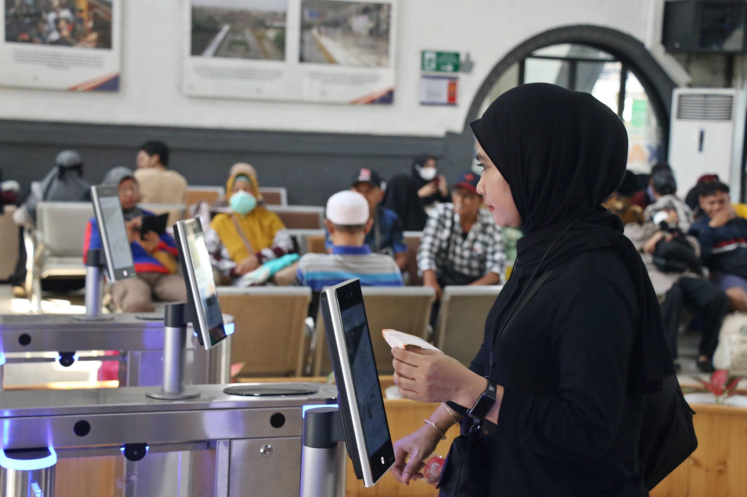 Transaksi Access by KAI Lebaran 2025 Tembus Jutaan Bukti Digitalisasi Transportasi
