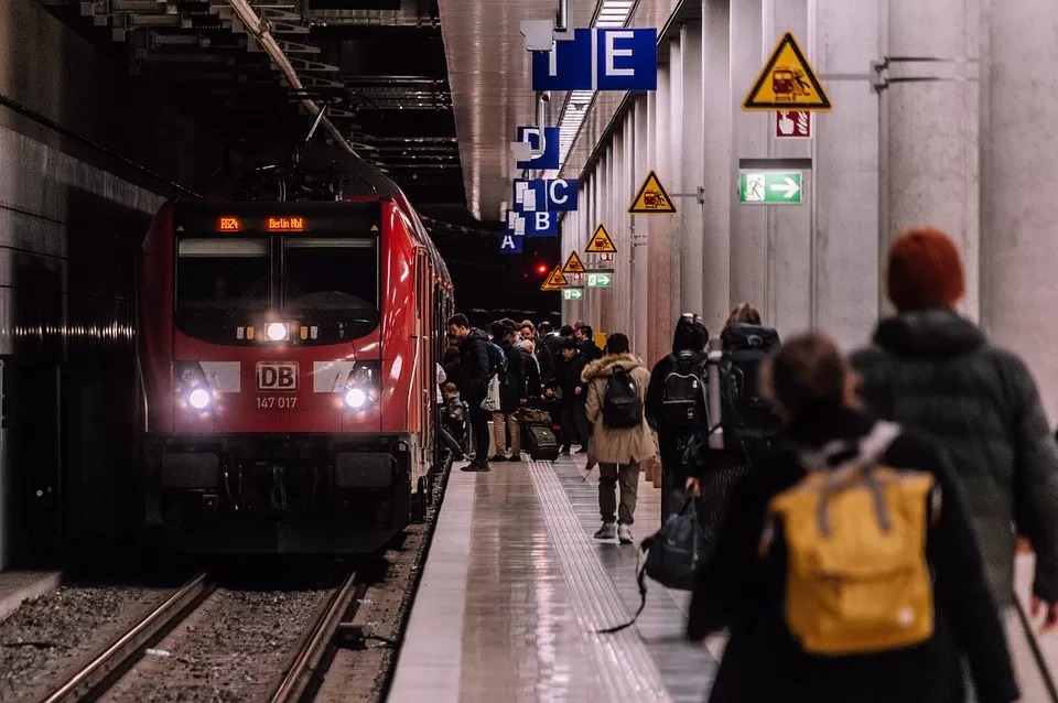 KAI Prediksi Lonjakan Penumpang Kereta Api Mulai Tanggal 22 Maret 2025