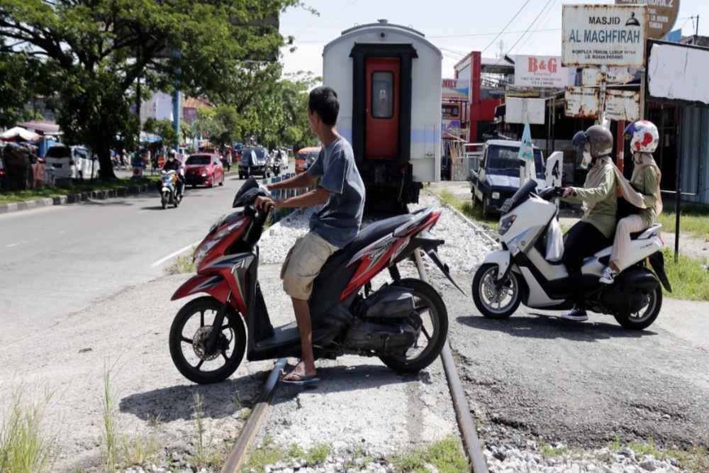 Tutup 9 Perlintasan, KAI Sumbar Tingkatkan Keselamatan Kereta Api