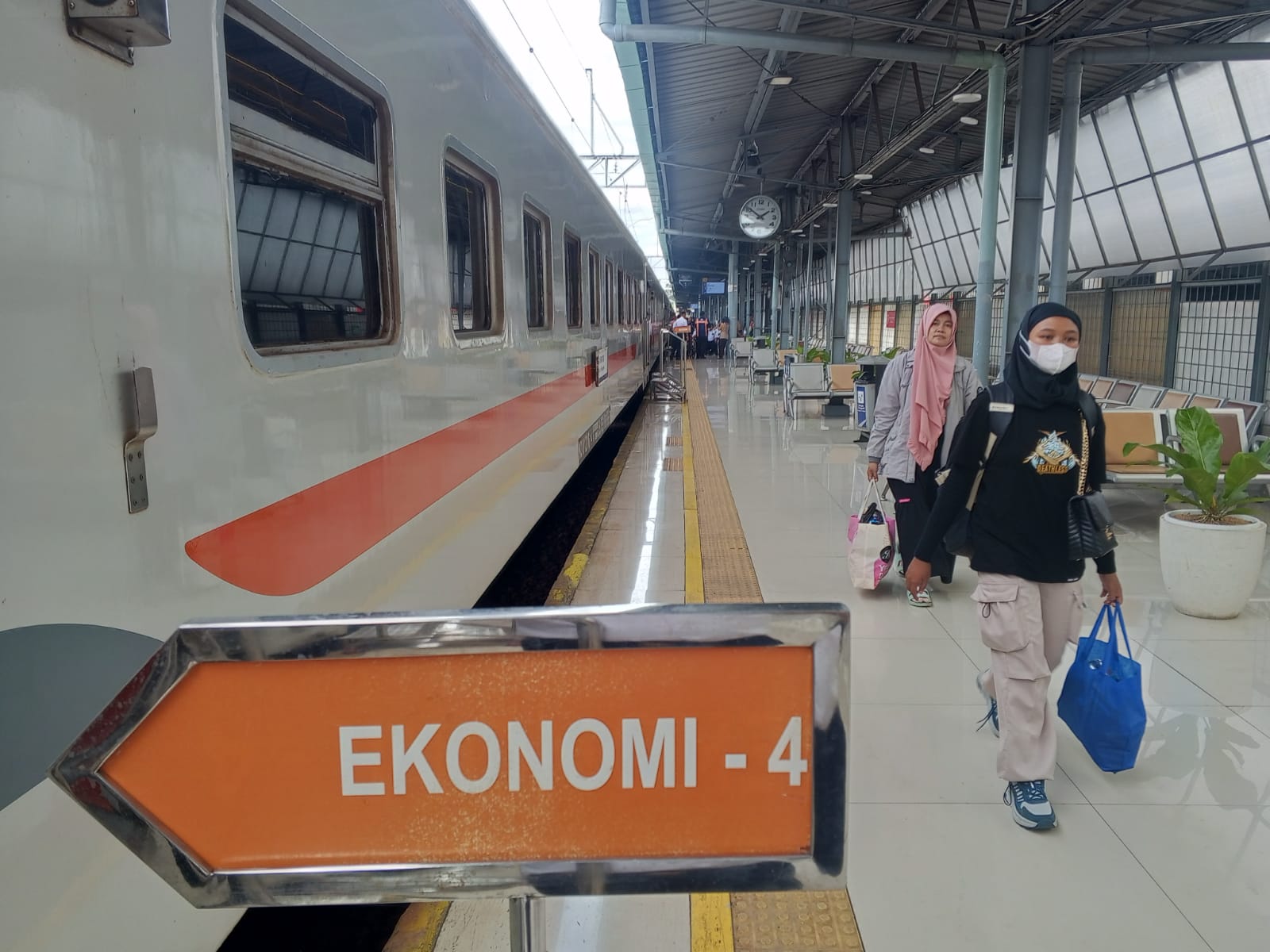 DJKA dan KA PSO di Libur Paskah, Jaminan Akses Transportasi Merata