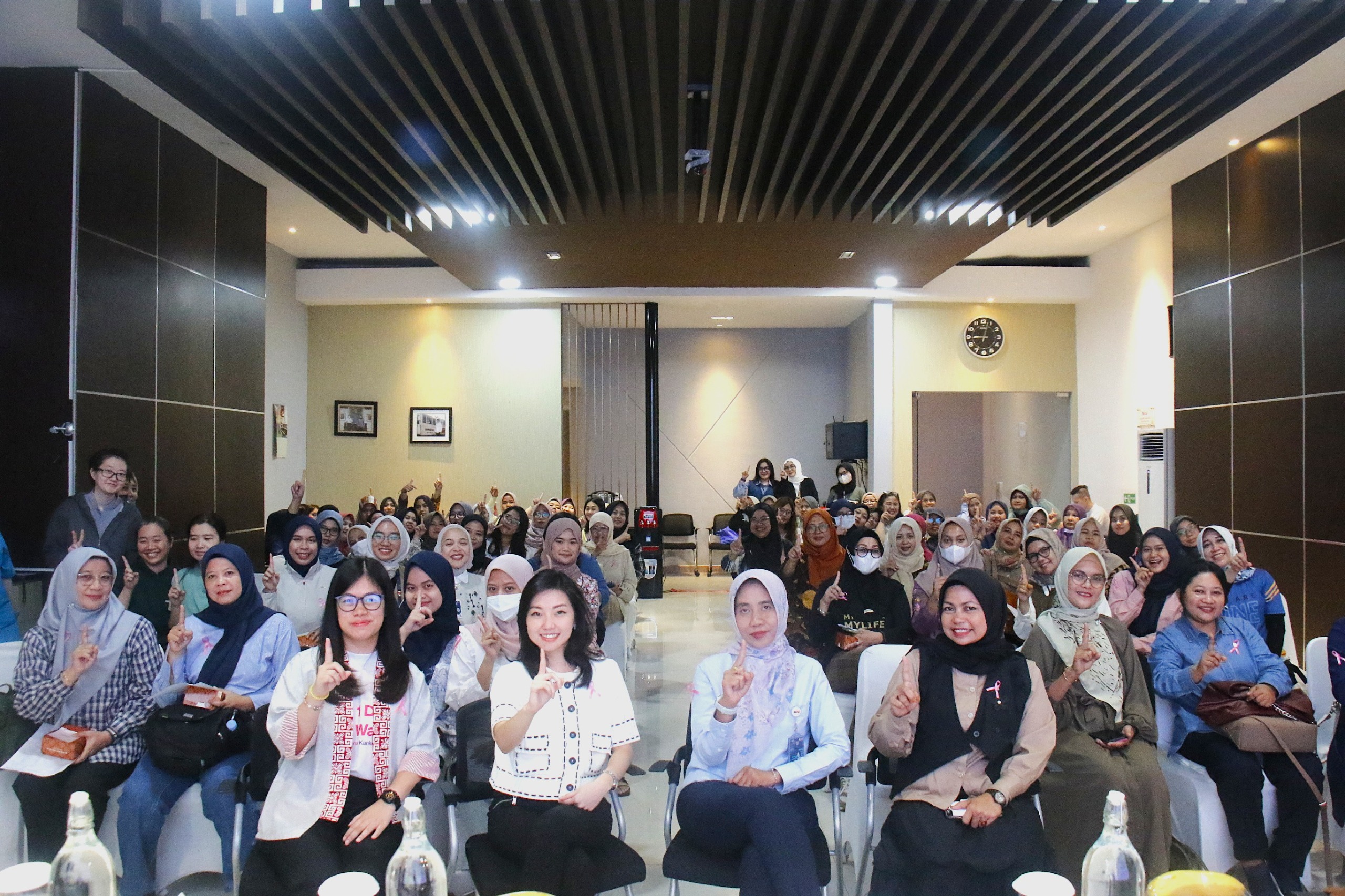 KAI Daop 1 Jakarta Fokus Pada Kesehatan Karyawan Wanita dengan Skrining Kanker Payudara Gratis