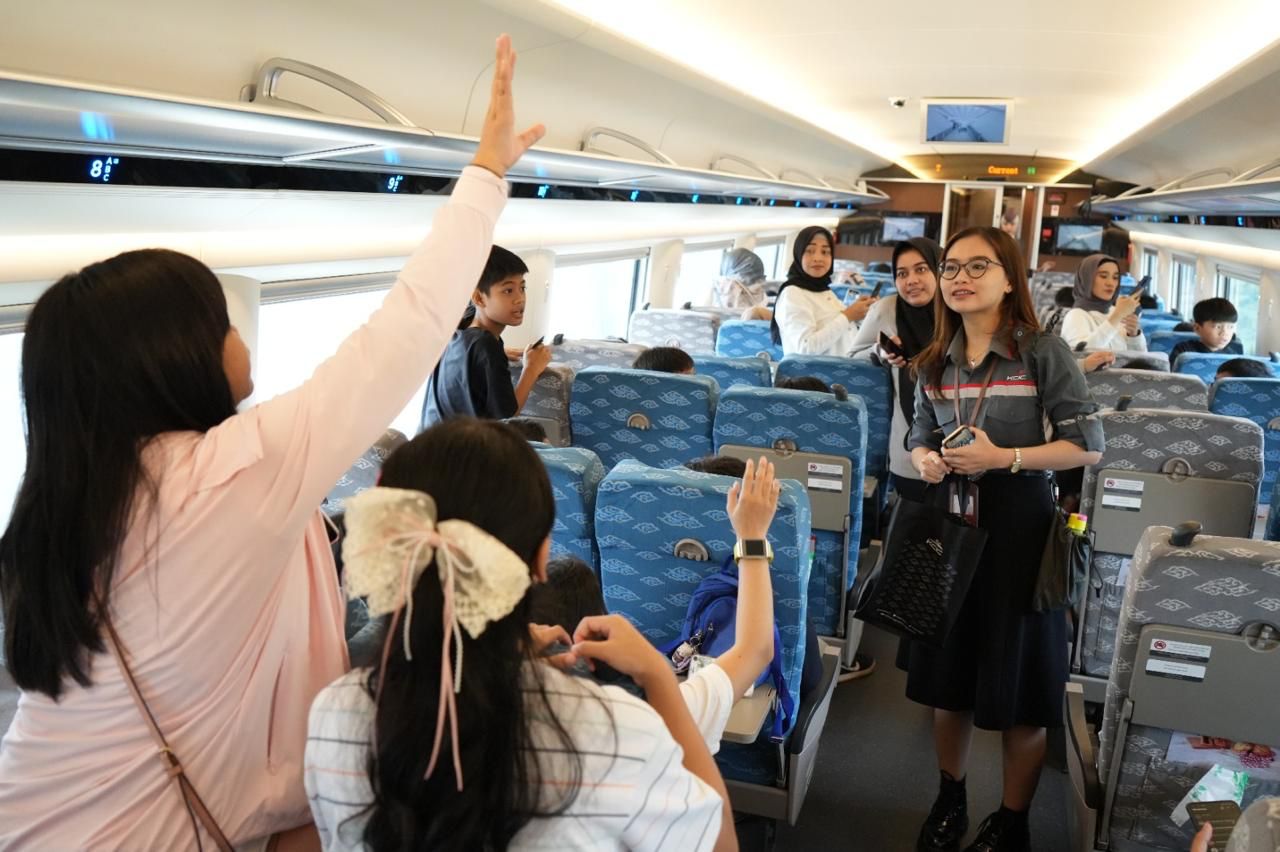 (FOTO) Whoosh Edutrip KCIC, Pengalaman Belajar di Luar Kelas untuk Siswa Sekolah